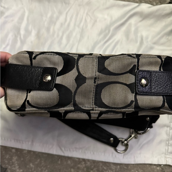 Coach purse - Picture 7 of 7